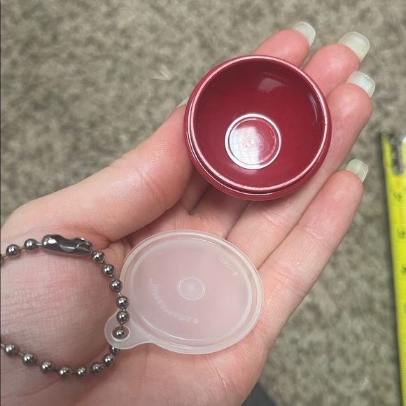Mini Tupperware Red Keychain - Picture 7 of 7